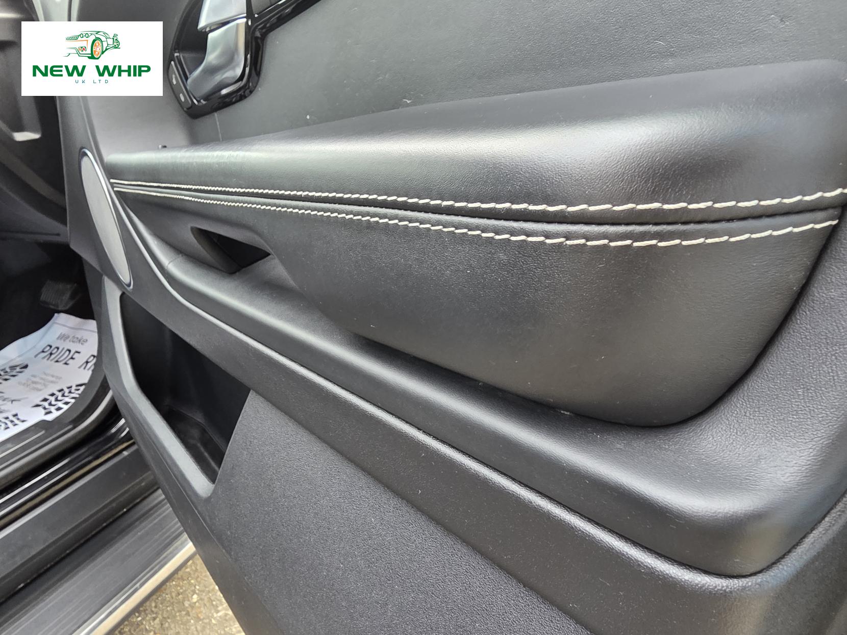 Land Rover Range Rover Evoque 2.2 SD4 Prestige SUV 5dr Diesel Auto 4WD Euro 5 (190 ps)