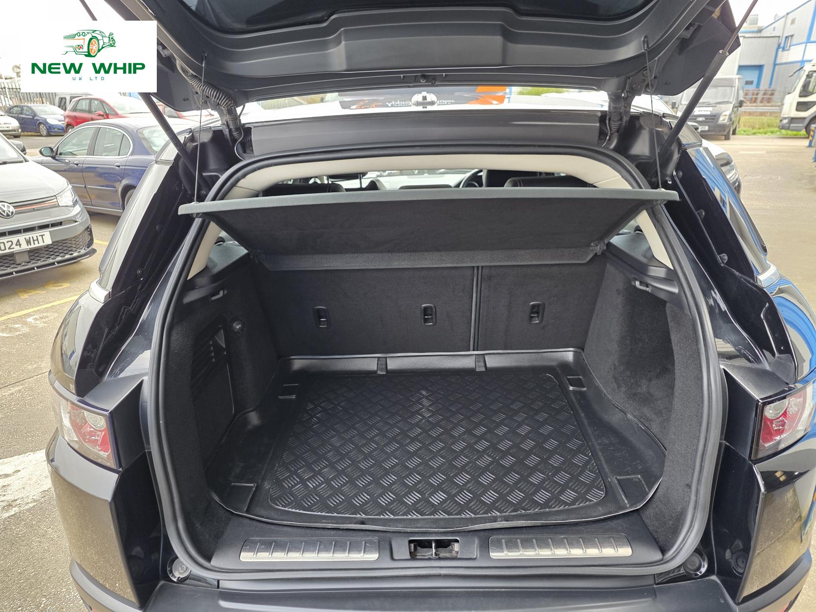 Land Rover Range Rover Evoque 2.2 SD4 Prestige SUV 5dr Diesel Auto 4WD Euro 5 (190 ps)